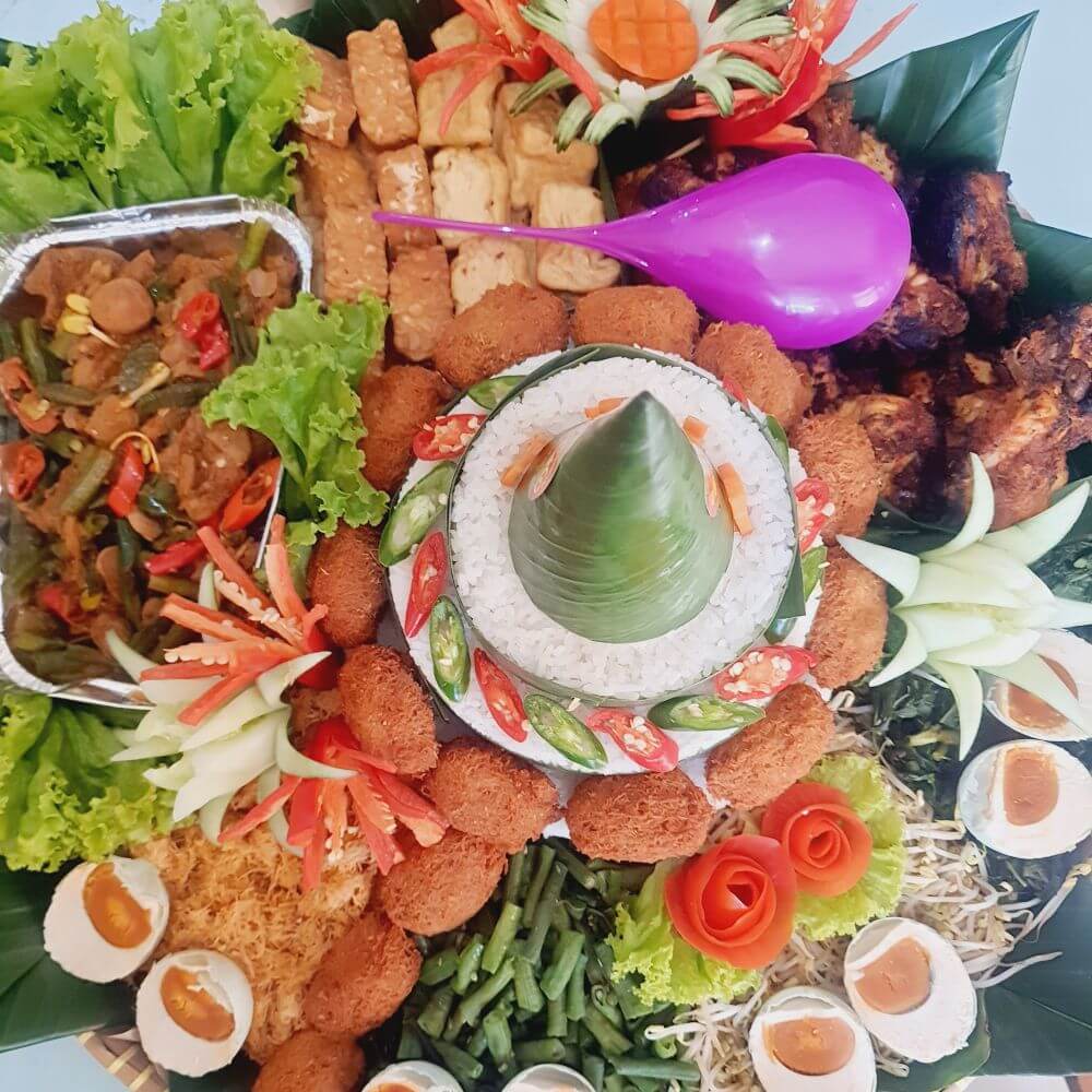pesan nasi tumpeng surabaya